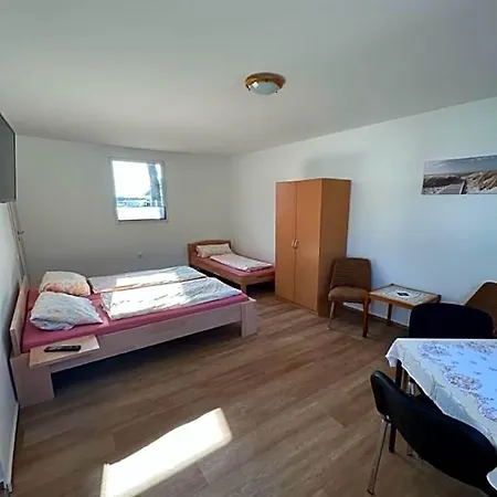 Buntspecht B Hotel 3*